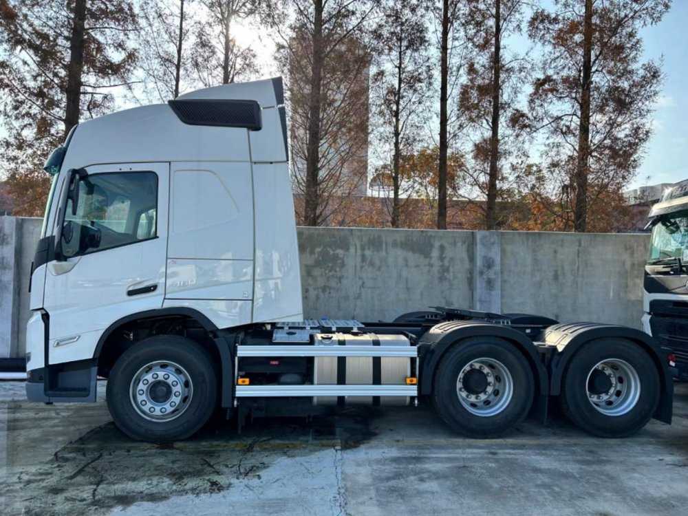 СЕДЕЛЬНЫЙ ТЯГАЧ VOLVO FM460 64T D ADR
