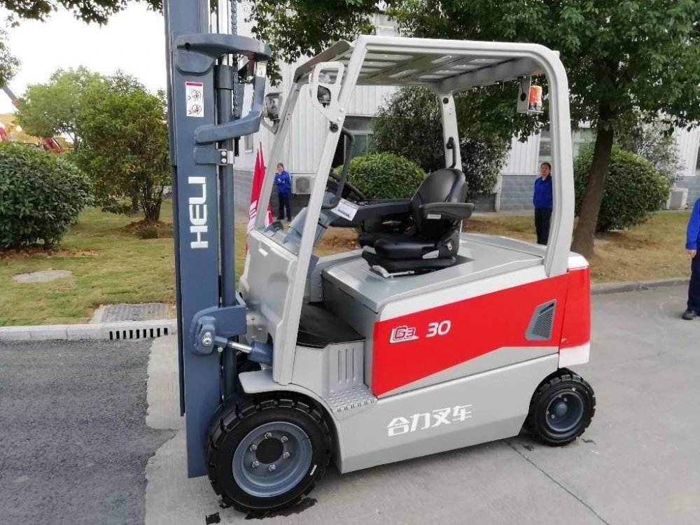 Вилочный погрузчик HELI CPD30 GB6LI-S