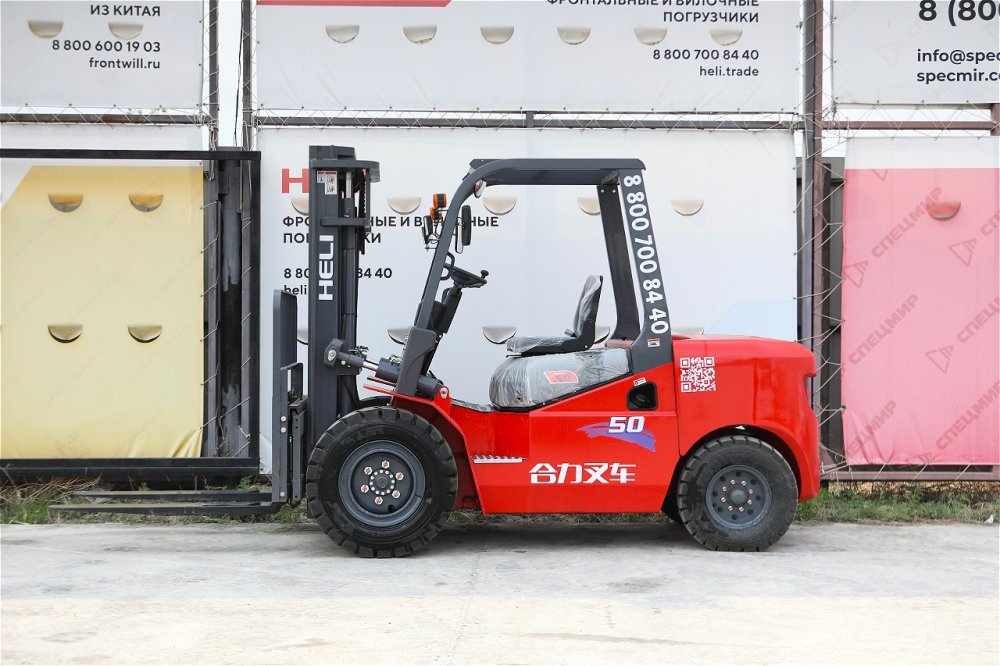 Вилочный погрузчик HELI CPCD50 Compact