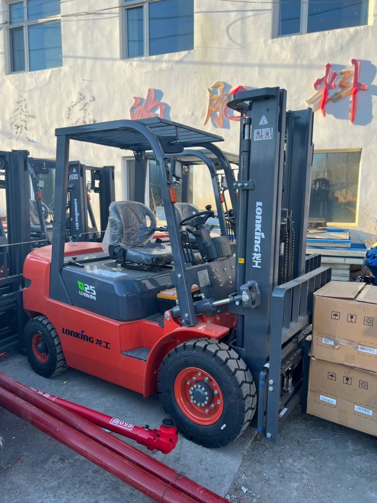 Вилочный погрузчик HELI CPD25-GLi с литий-ионным аккумулятором