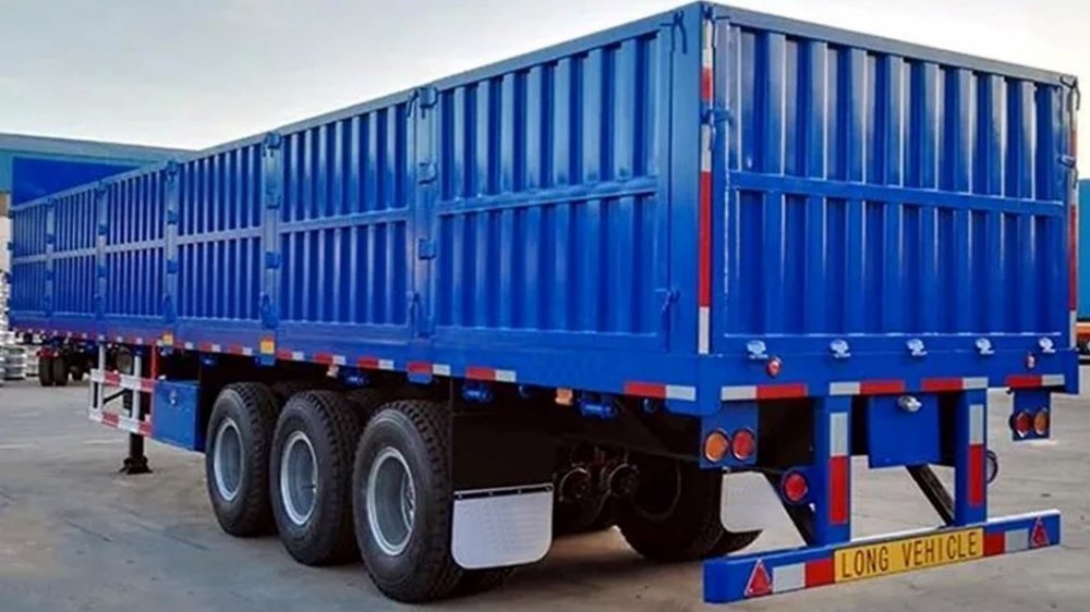 Полуприцеп – Бортовой с высокими бортами, 3-х осный LUXUDA