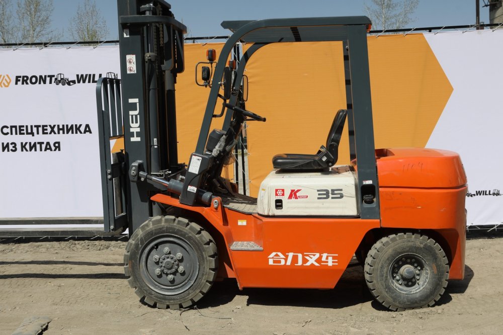 Вилочный погрузчик HELI CPCD35