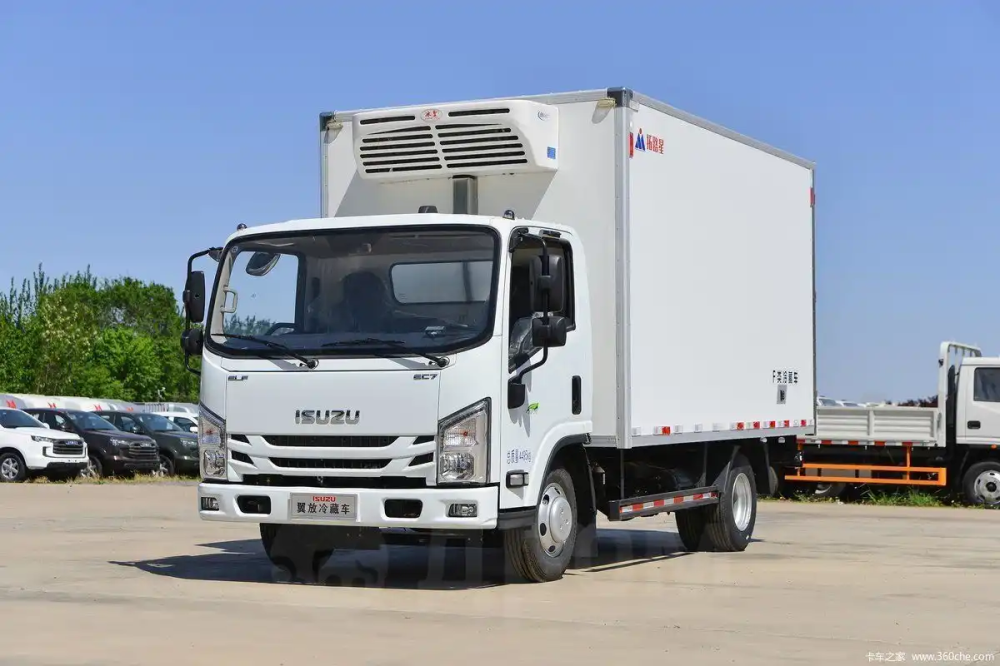 Фургон-рефрижератор ISUZU KV100 4x2 QL5080XXYBUKA