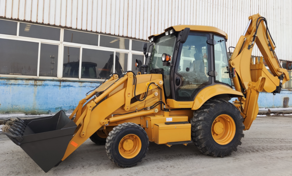 Экскаватор-погрузчик разноколесный SHANMON 388Т (Кабина с защитой от крена)