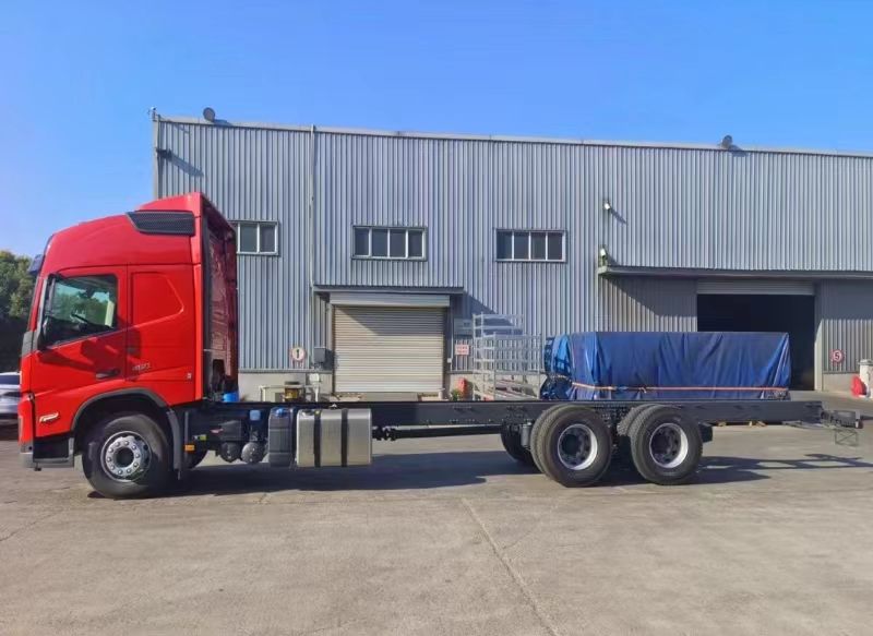 Шасси VOLVO FMX 460 64R