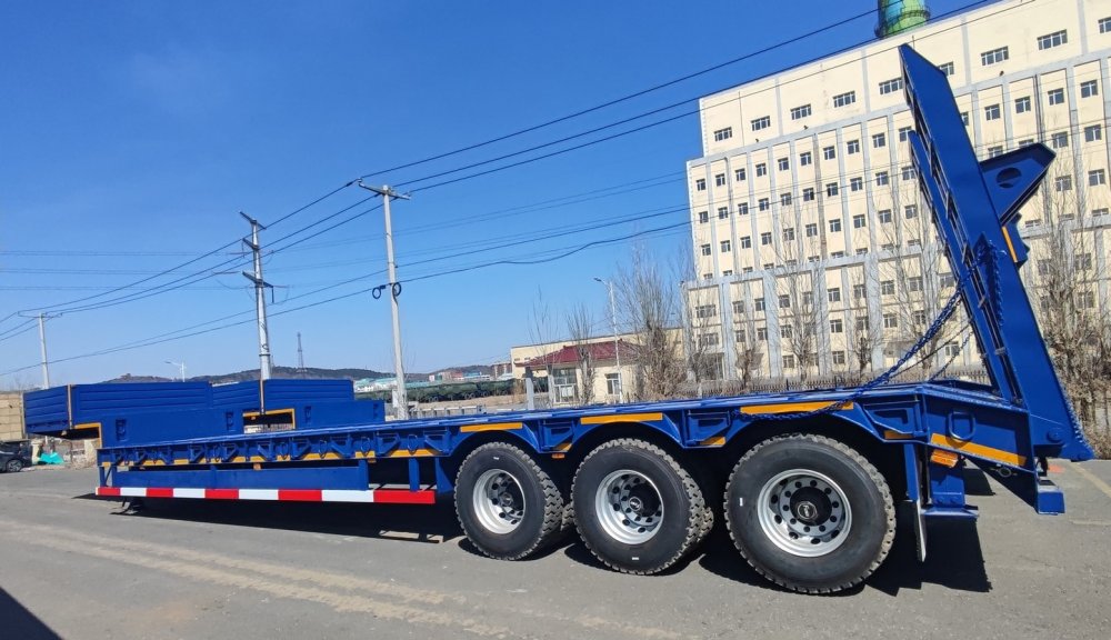 Полуприцеп-трал CLPC LPC9500C