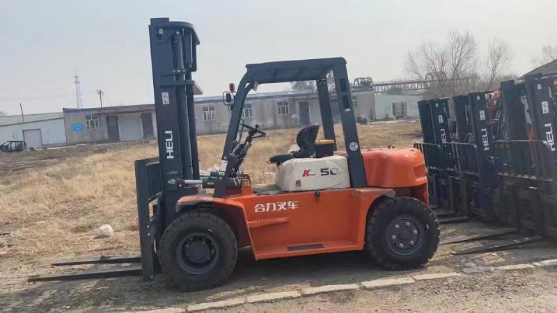 Вилочный погрузчик HELI CPC50 Compact