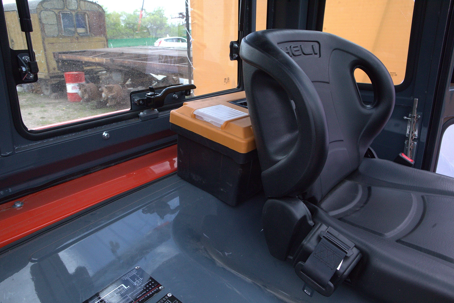 Вилочный погрузчик HELI CPCD50