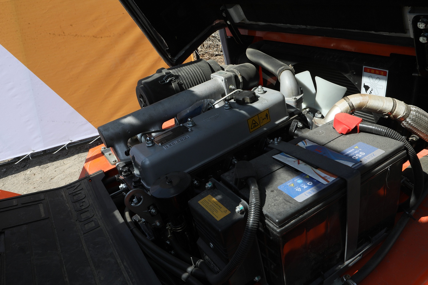 Вилочный погрузчик HELI CPQD35