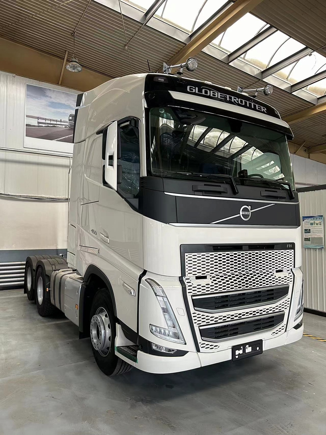 СЕДЕЛЬНЫЙ ТЯГАЧ VOLVO FH460 62T T