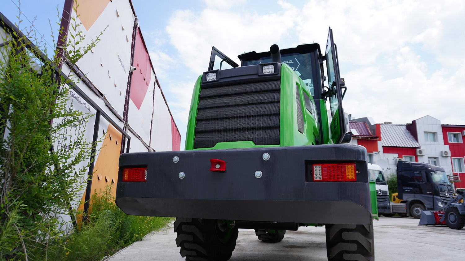 LUGONG LG2500: как выбрать лучший фронтальный погрузчик для своих нужд