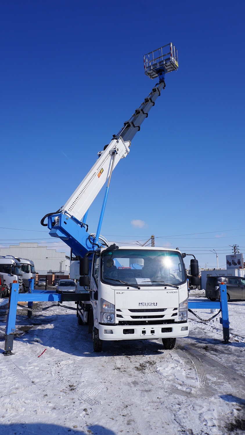 Автовышка Isuzu ELF KV100 30 метров