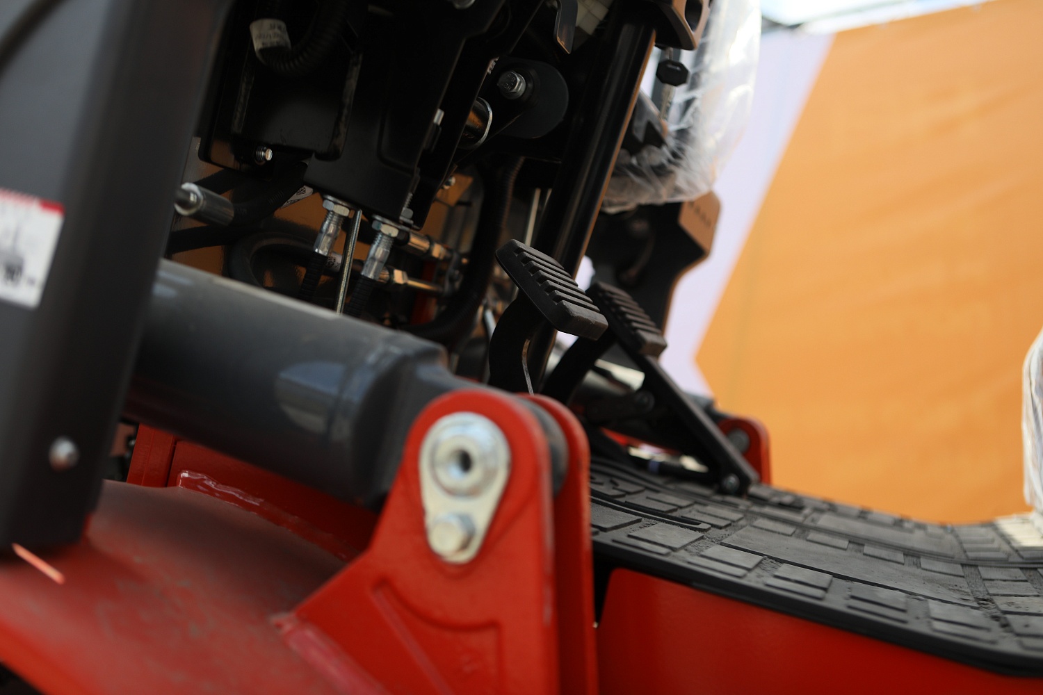 Вилочный погрузчик HELI CPQYD20