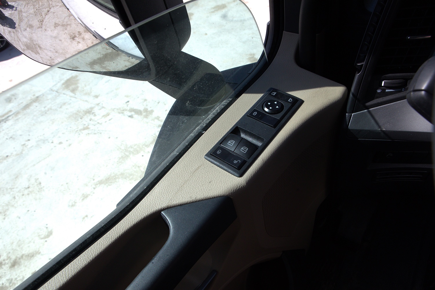 Тягач седельный MERCEDES-BENZ ACTROS 1848 (4×2)