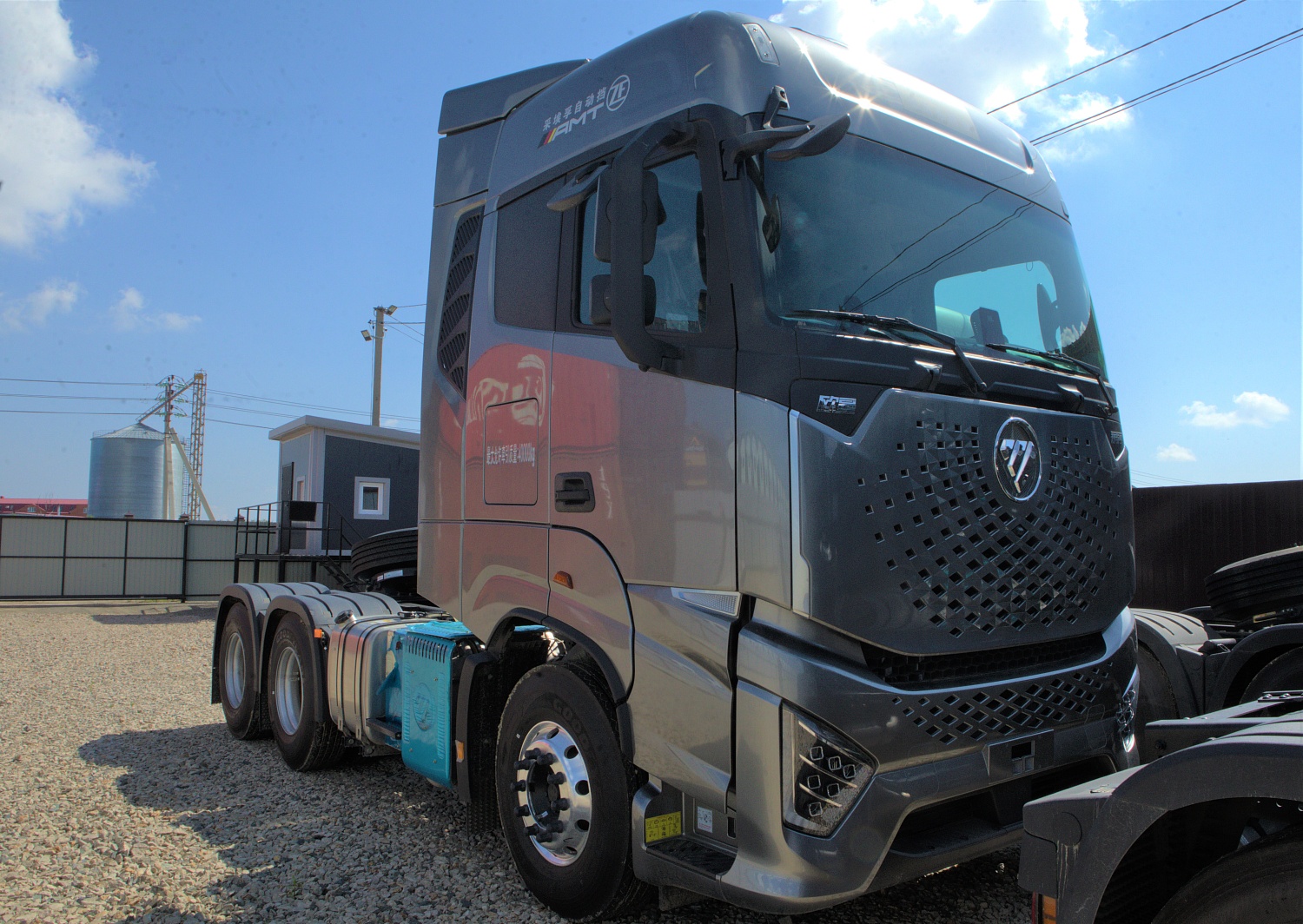 Советы по выбору и покупке седельного тягача: как не ошибиться с выбором!