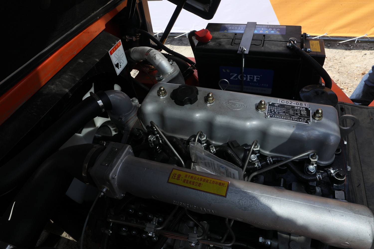 Вилочный погрузчик HELI CPQD30