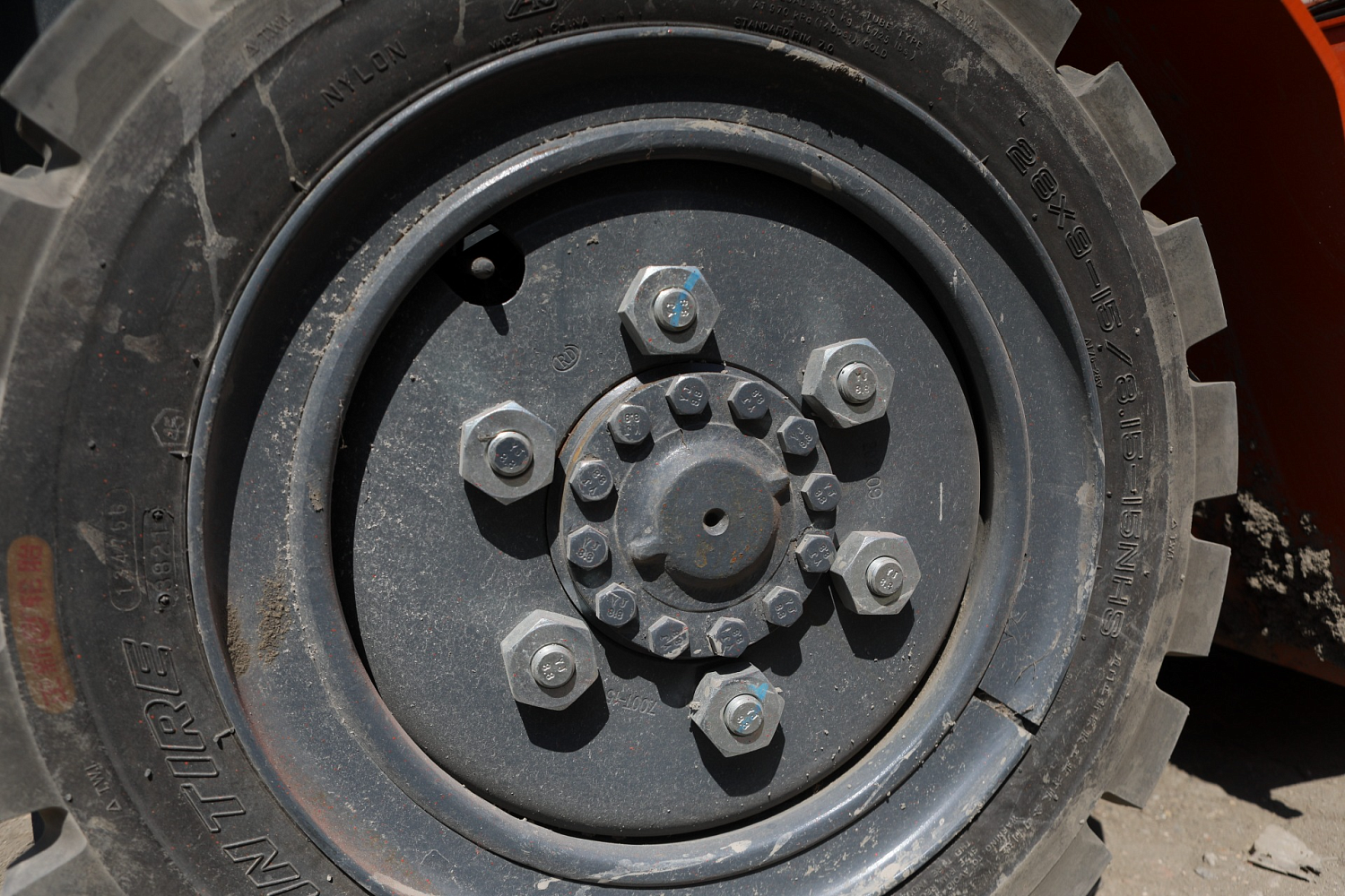 Вилочный погрузчик HELI CPCD35