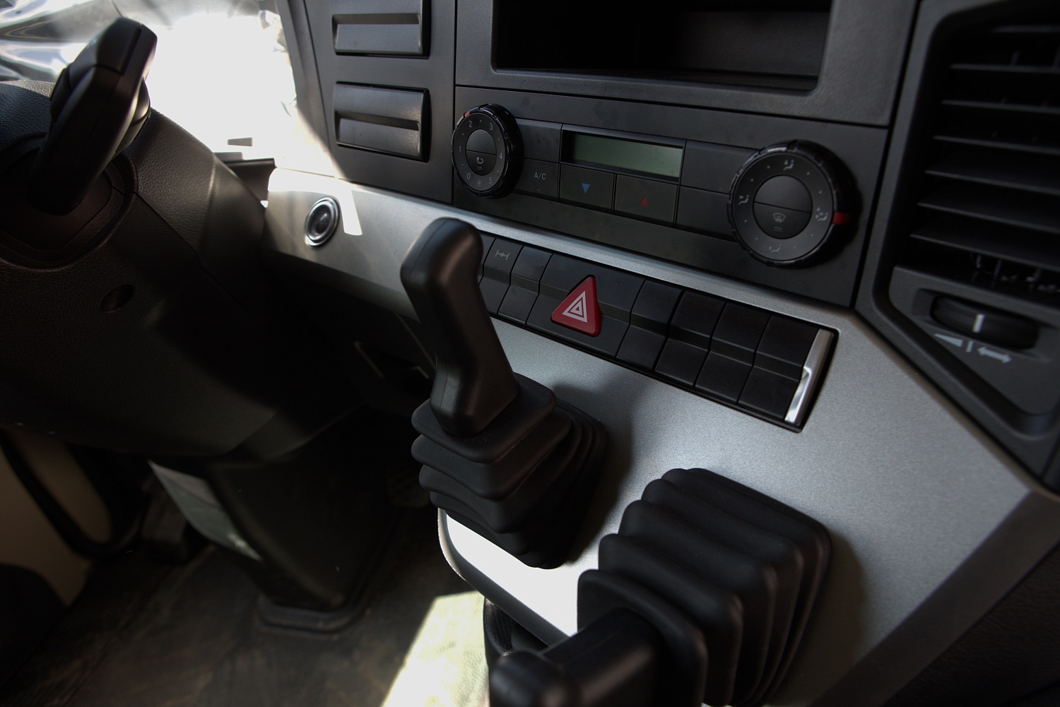 Тягач седельный MERCEDES-BENZ ACTROS 1848 (4×2)